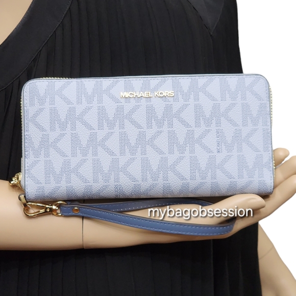 MICHAEL Michael Kors Handbags - Michael Kors Jet Set Continental Wristlet Wallet Blue